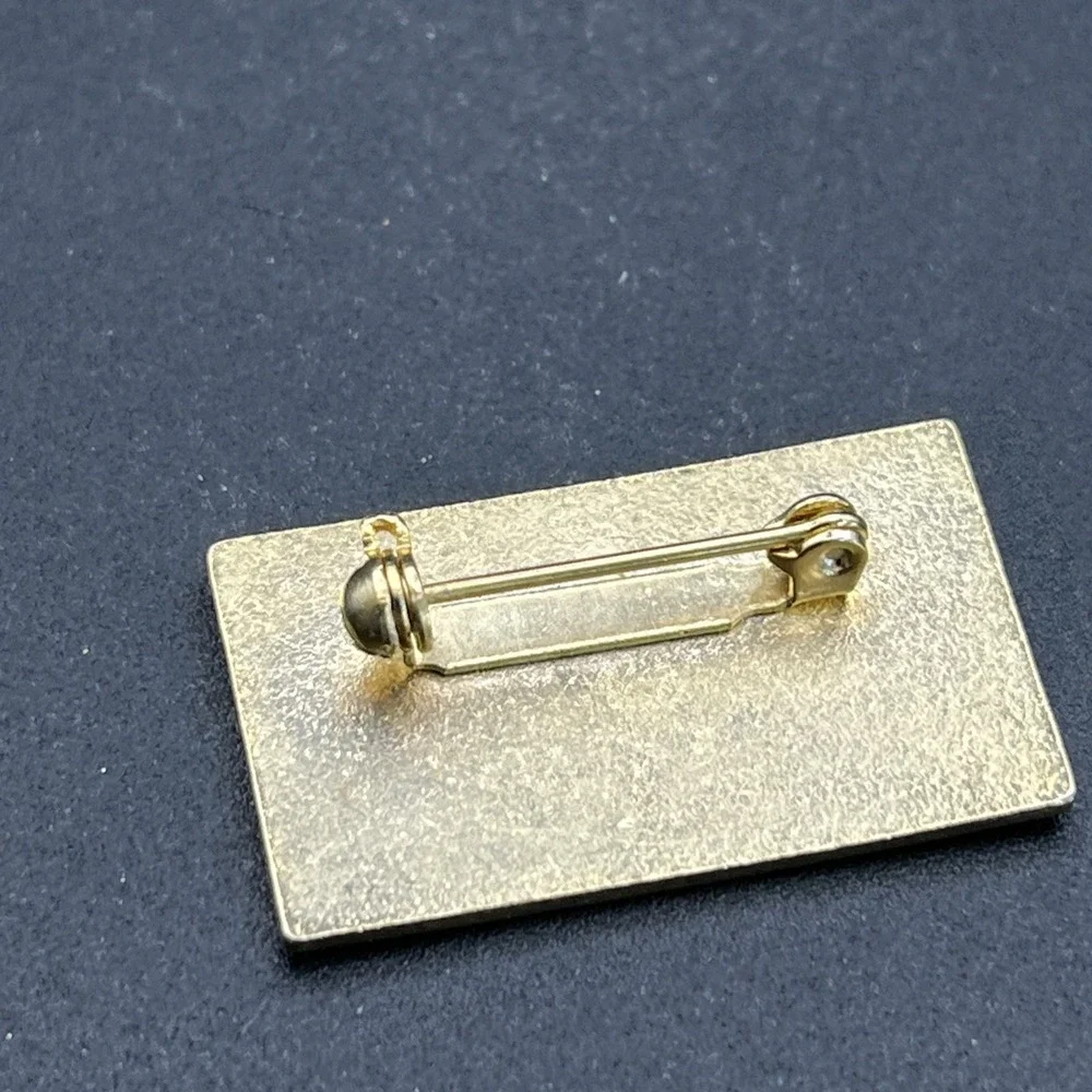 McKinley Explorer‎ Alaska Mountain Lapel Hat Pin